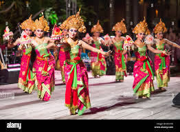Mosaik Indonesia: Makna Budaya Batik Simonet